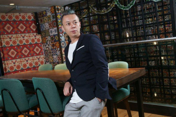 前TVB綠葉帶方紹聰過檔東方衛視？猛料背景大公開！「官二代」身份入行 曾搞電影兼轉行做殯儀