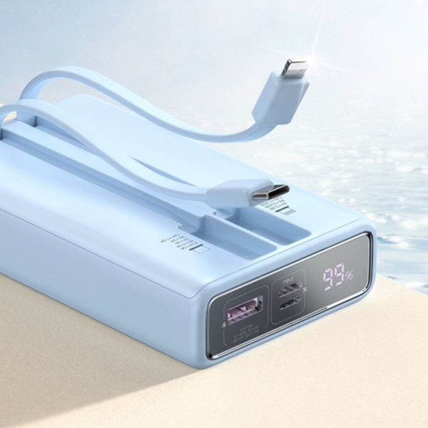 Romoss牌移動電源PAC20