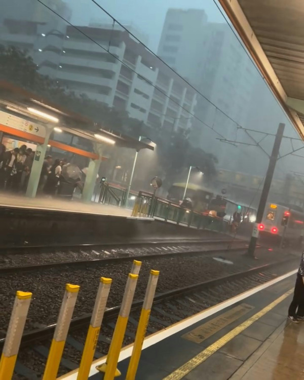黃雨返工返學極狼狽！網民不滿無掛紅雨 湧天文台fb留言 暴雨警告標準睇重1數據
