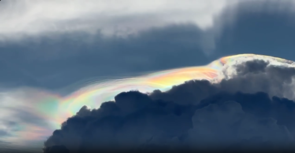 馬來西亞雲頂驚現七彩光芒猶如「液體彩虹」！夢幻現象靠兩個大條件配合才形成？ 