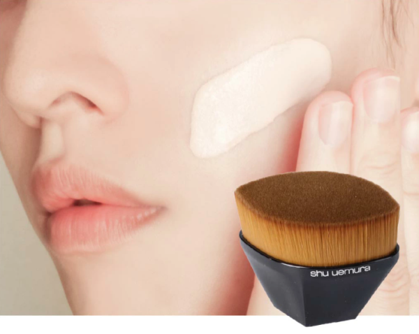 shu uemura petal 55 粉底掃