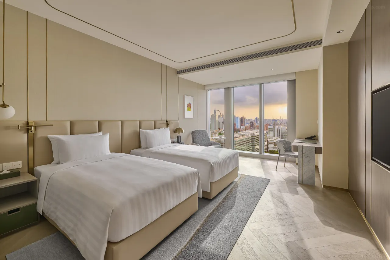 開箱5星級台北漢來大飯店 擁全台北最搶手自助餐 打卡必去游泳池/純白教堂 