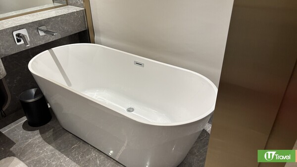 開箱5星級台北漢來大飯店 擁全台北最搶手自助餐 打卡必去游泳池/純白教堂 