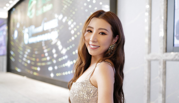 36歲前TVB女藝人豪華遊艇私人P曝光 離巢後繼續富貴邀當紅小生上船玩