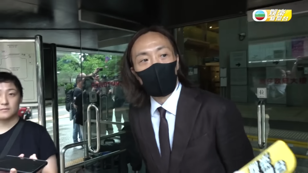 鄭中基離婚｜鄭中基罕有開腔回應$8千贍養費傳聞 預告出聲明澄清！余思敏全程封嘴拒回應