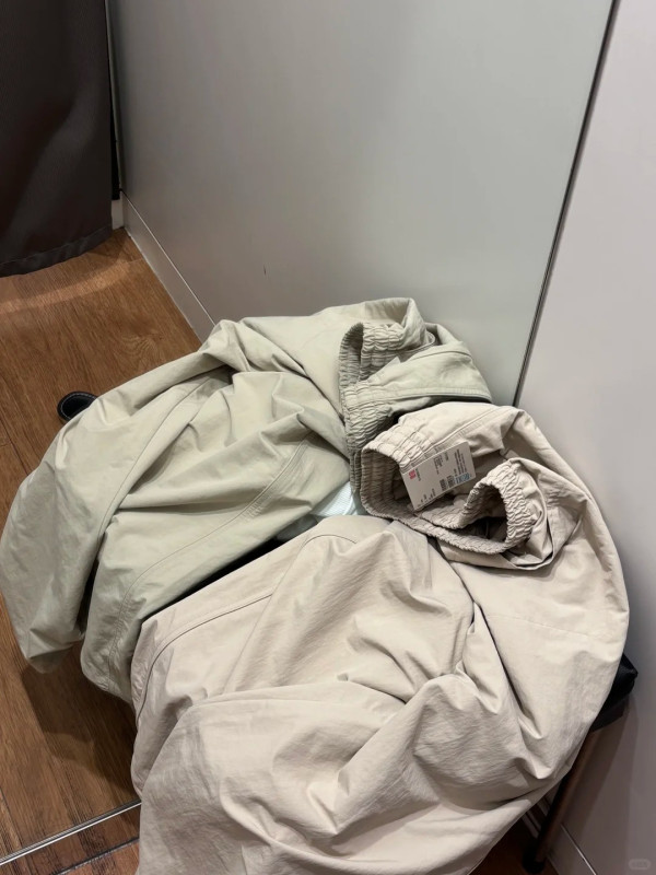 Uniqlo試身鏡暗藏三大古惑設計？小紅書網民影相證有色差：根本美顏濾鏡 