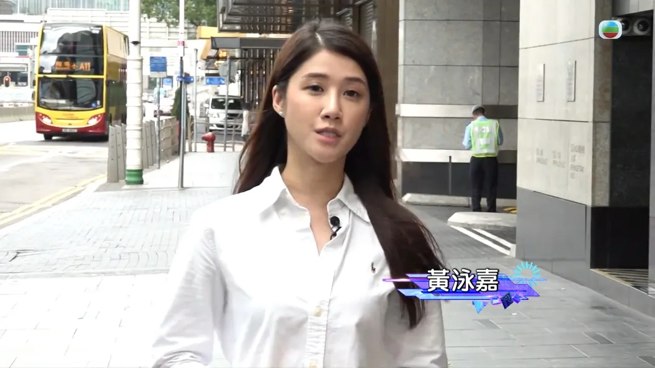 23歲「索爆港姐遺珠」加入《東張西望》做女神 當年憑一件騎呢事意外爆紅