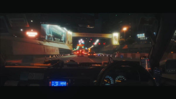 香港夜間的士司機「Sleepless Driver」車Cam片復刻90年代港產片  霓虹燈美景超夢幻！