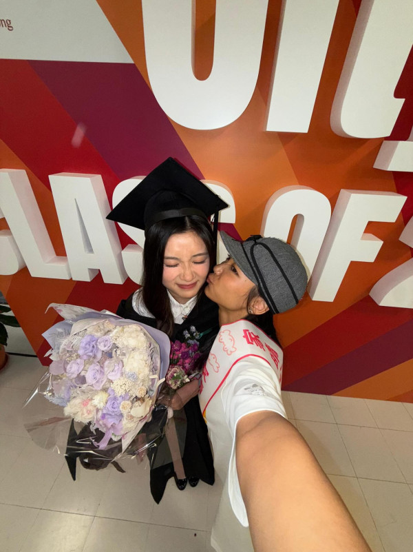 Candy王家晴出道3年半工讀大學畢業 COLLAR全員到齊祝賀場面震撼