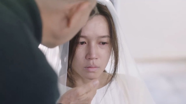 刑偵12｜大結局傅嘉莉素顏頹爆演技問鼎視后 公開最驚慄一幕神換位一鏡到底