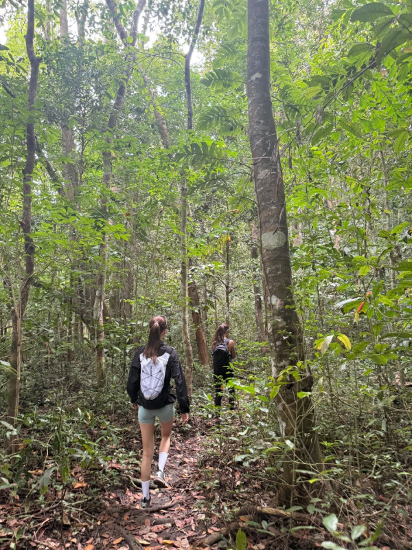 吳千語施伯雄被野生捕獲街頭拍拖 豪門夫妻私下互動曝光真實關係