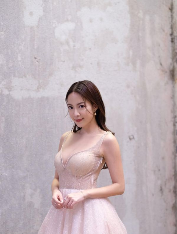 前港姐彭慧中驚現面容浮腫！網民被嚇窒：乜搞成咁！女神親揭背後原因