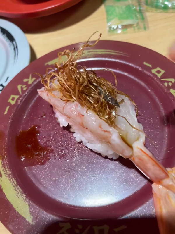 壽司郎香蔥蝦藏尖鐵片！不滿店員0道歉 網民批評：愈做愈差