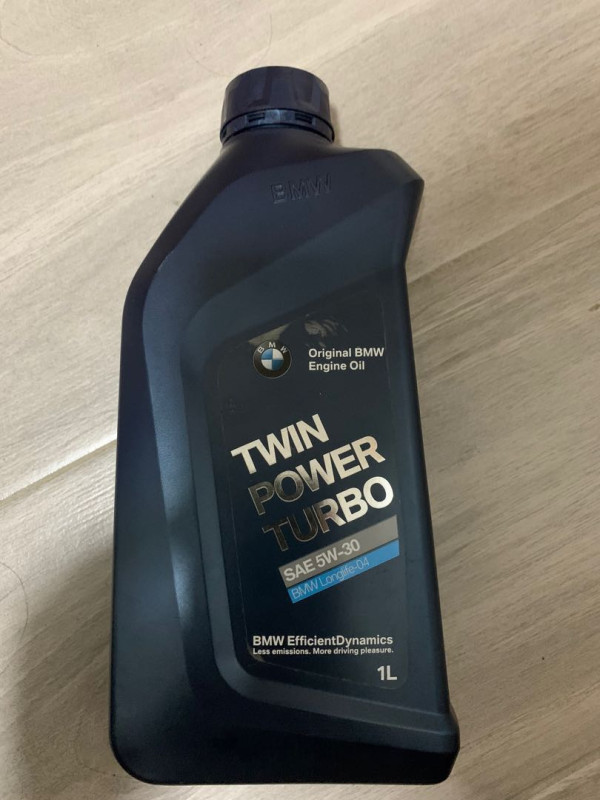 香港車主醒目換偈油攻略 平貴點揀？幾時要換？收費大公開！