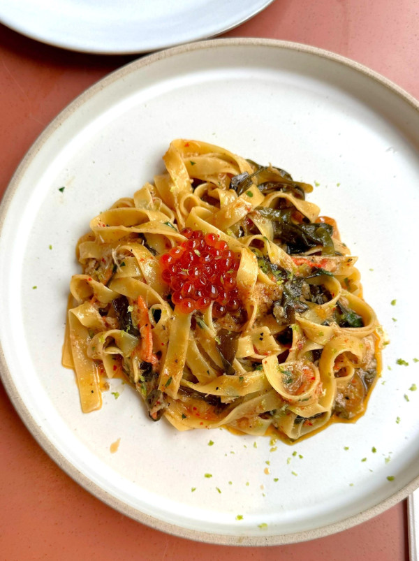 淺水灣隱世Fusion打卡餐廳Gróa 蟹肉味噌蒜香意粉／辣油烤雞肉扁包／寵物友善