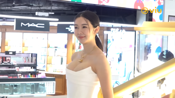 麥明詩產後身材豐滿升D Cup極澎湃「圈套論」正面交鋒巧用3個字贈裕美？