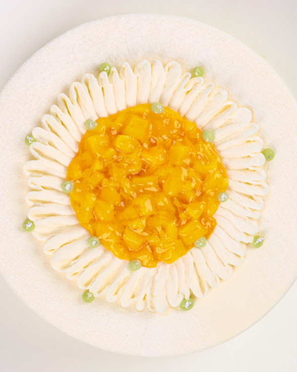 Lady M最新推出斑蘭千層蛋糕  同場加映全球獨家斑蘭芒果海綿蛋糕！