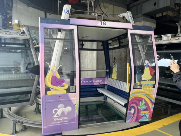 香港迪士尼20周年主題纜車！昂坪360限定主題水晶纜車套票+送紀念門票
