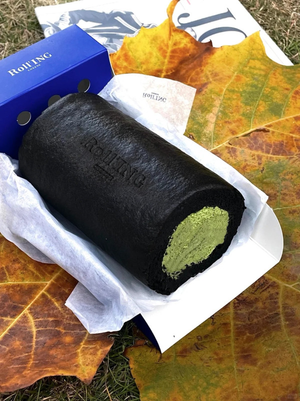 the Roll'ING瑞士卷 黑金抹茶芝士卷（圖片來源：小紅書@the Roll'ING）