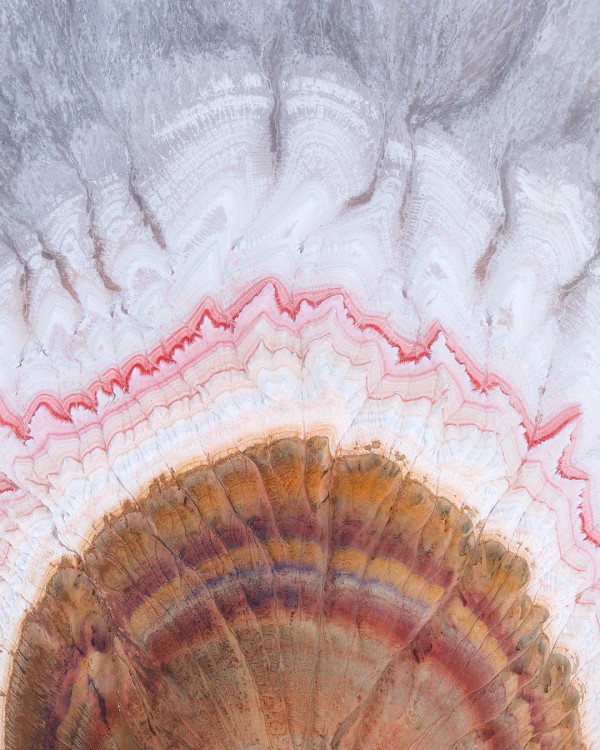 壯觀奇景「彩虹蛋糕山」 竟隱藏著史前海底遺跡