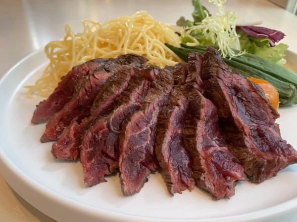 Mikiki餐廳|新蒲崗Mikiki餐廳8間推介 脆皮鹹豬手/岩盤燒牛扒/韓式石鍋飯/牛角燒肉