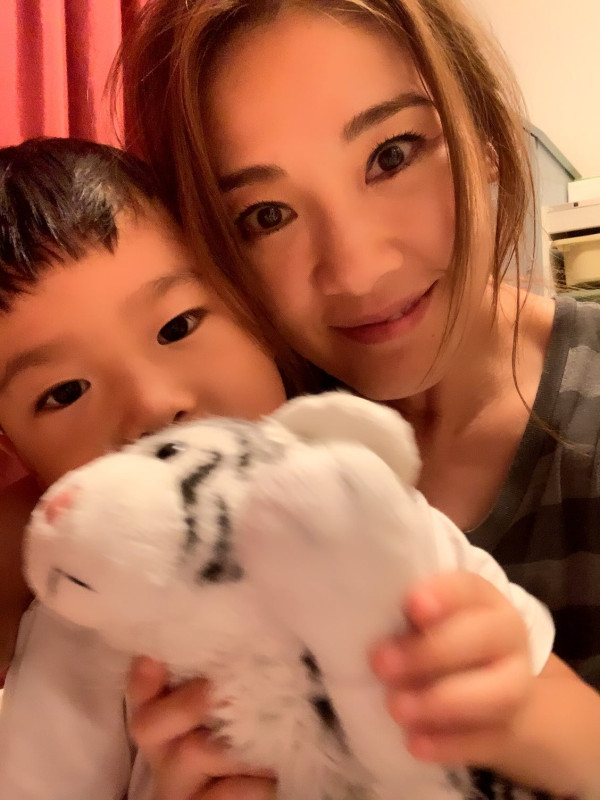 前港姐冠軍嫁入百億豪門後親述產後抑鬱！激罕現身幕前自揭靠「一件事」奇蹟康復