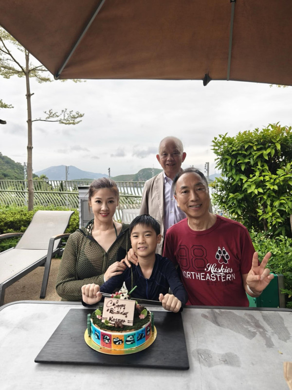 港姐百億富商老公驚爆與另一人親密關係 30年貼身相伴直言希望能白頭到老