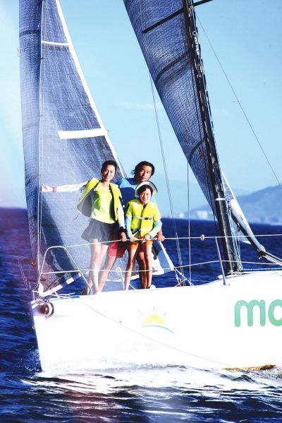 山東夫妻花光35萬身家帶8歲女兒休學航海 教育全憑自學！13年後受邀到美國工作 