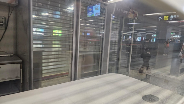 大班麵包西餅即日起全線結業！分店貼告示 指受難以預計衝擊