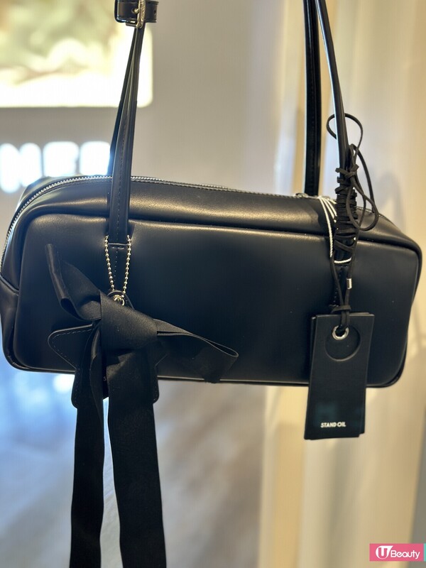 More Baguette Bag/Black HKD848