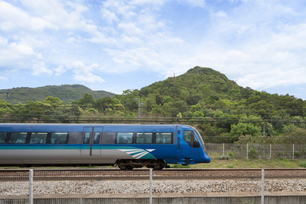 機場快綫全新迪士尼20周年主題列車！8大優惠 小童免費/團體票58折/的士轉乘優惠