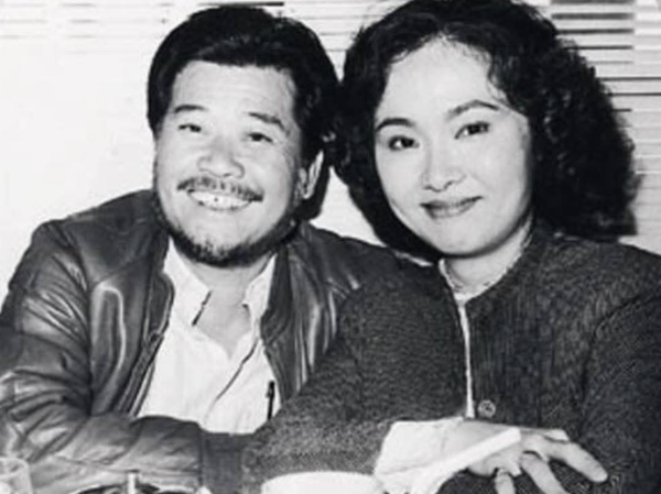 回顧雪妮與老公唐佳相愛半世紀浪漫史！因患病息影後老公成經理人相伴在旁不離不棄