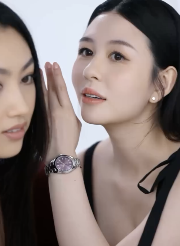 邱淑貞大女沈月x任晴佳最美星二代合體拍廣告！星味十足氣質非凡力證強大基因