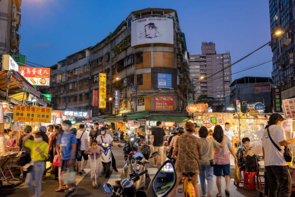 樂華夜市（圖片來源：新北市政府觀光旅遊局）