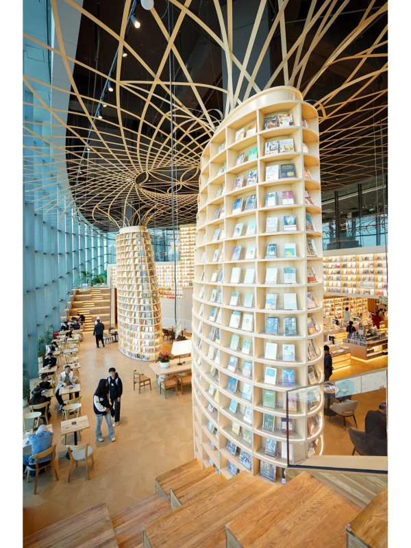 斗門萬達覔書店(圖片來源:小紅書@覔書店) 斗門萬達覔書店(圖片來源:小紅書@覔書店)