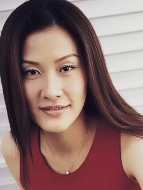 55歲陳慧珊超真實素顏樣意外曝光 臉上零醫美痕迹惹驚呼︰自然優雅老去