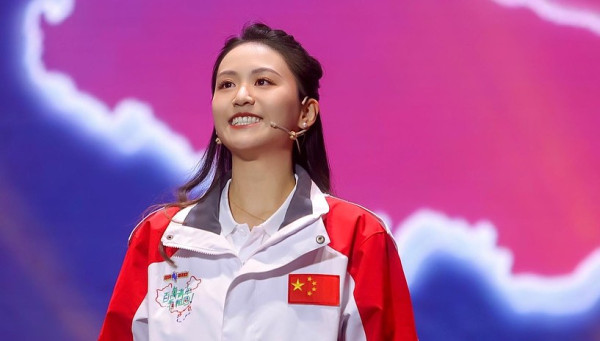 香港小姐2025｜民建聯西貢區議員25歲莊雅婷參選 北京大學高材生活躍政圈強調愛國無錯