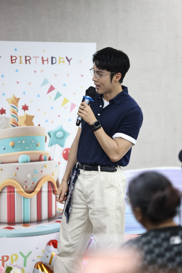 丁子朗公開粉絲名竟然係丁XX？ 入行9年舉辦首個生日會與粉絲慶祝
