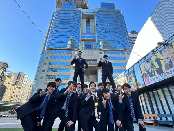 日本西裝啦啦隊「Cheer Re-Man’s」街頭表演爆紅！全男班顛覆傳統熱血追夢 