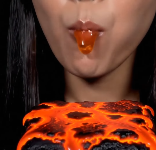 吃播挑戰食熔岩鑽石ASMR AI還原口感/聲音網民大讀超治癒!