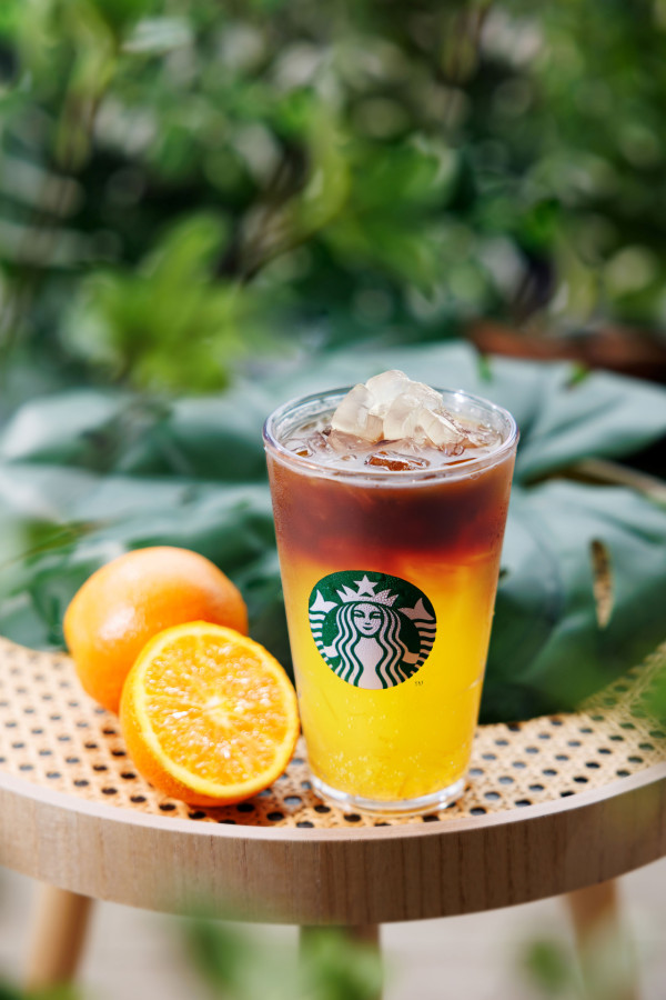 STARBUCKS聯乘BEAMS推出復古旗幟杯具   香橙氣泡特濃咖啡配蘆薈粒粒／香橙朱古力忌廉星冰樂
