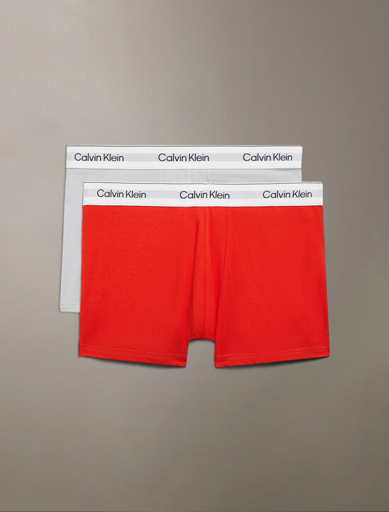 Calvin Klein網店清貨低至半價！逾900件單品劈價！男女內衣/牛仔褲/帽款$100起
