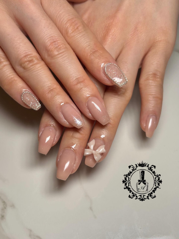 大阪美甲店推薦｜1. AzurNail -心斎橋筋店-