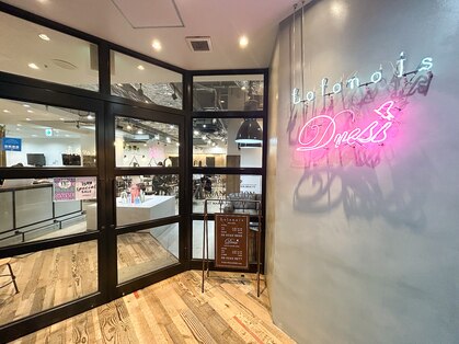 大阪美甲店推薦｜2. Dress nail & eyelash 梅田