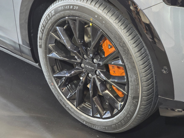 ZEEKR 7X 話題作抵港 豪華高科技體驗 定價 $27 萬起具吸引力