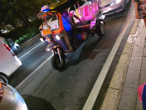 泰國旅遊搭車可用信用卡？記者親測MRT巴士用visa付款實況