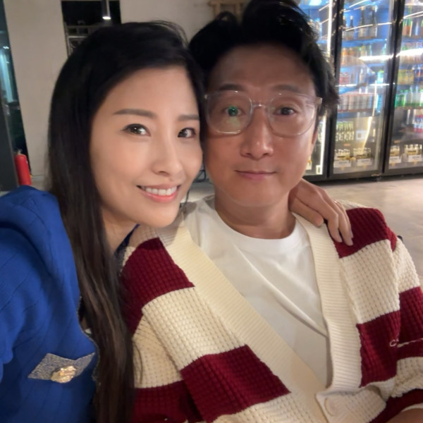 胡杏兒老公「擁抱者」喜愛夜蒲再被斷正！今次醒目保持距離 4字回應又幫口拆彈