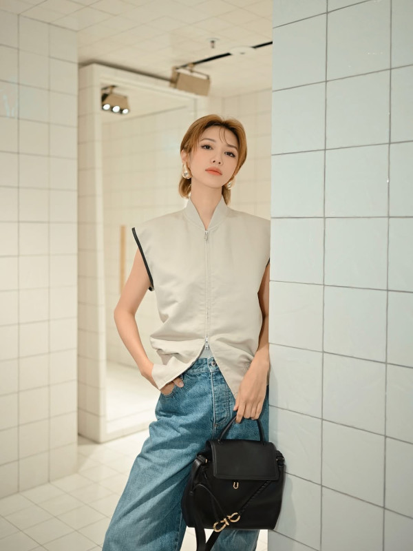 37歲女星敷日本面膜險盲！雙眼強烈刺痛 凌晨掛急症求醫 