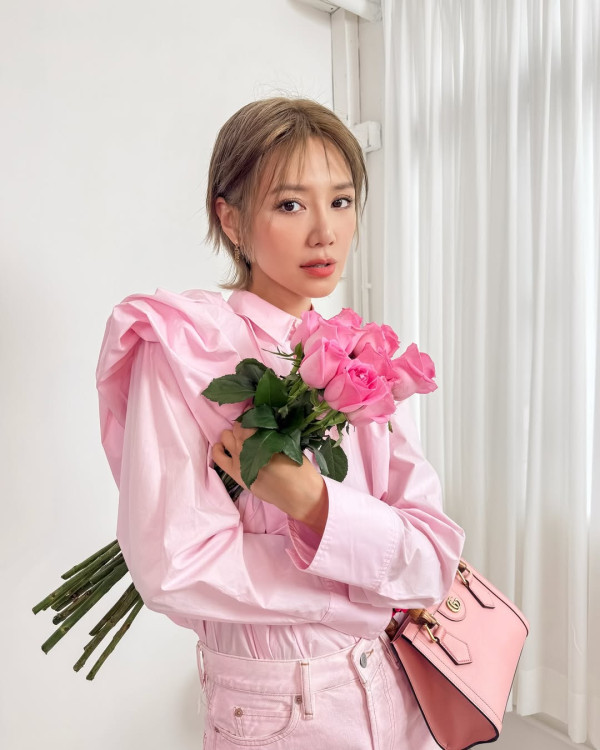 37歲女星敷日本面膜險盲！雙眼強烈刺痛 凌晨掛急症求醫 