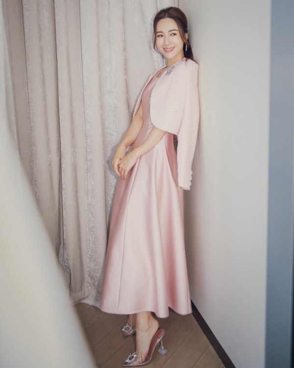 李施嬅土耳其影單人婚紗照仍憧憬愛情 經歷婚事撻Q後有感而發「也是一種幸福」